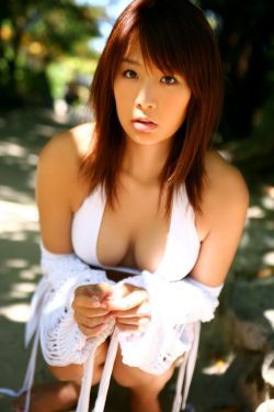 蹂躏亲女稚嫩的身体
